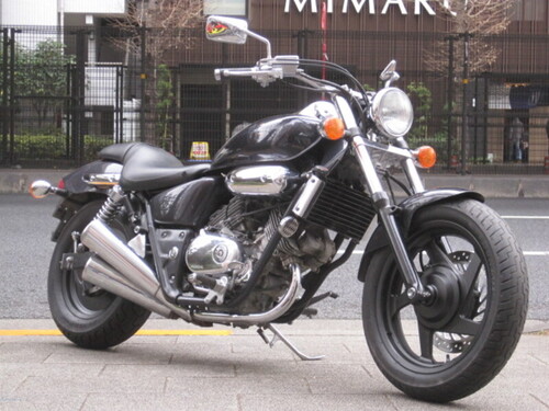 ホンダ Vツインマグナ (39.8万円)